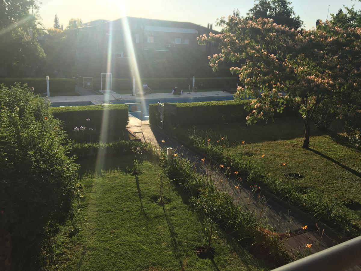 Apartamento En Country Pilar Piscina Parrilla Propia Hasta 4 Personas Kültér fotó
