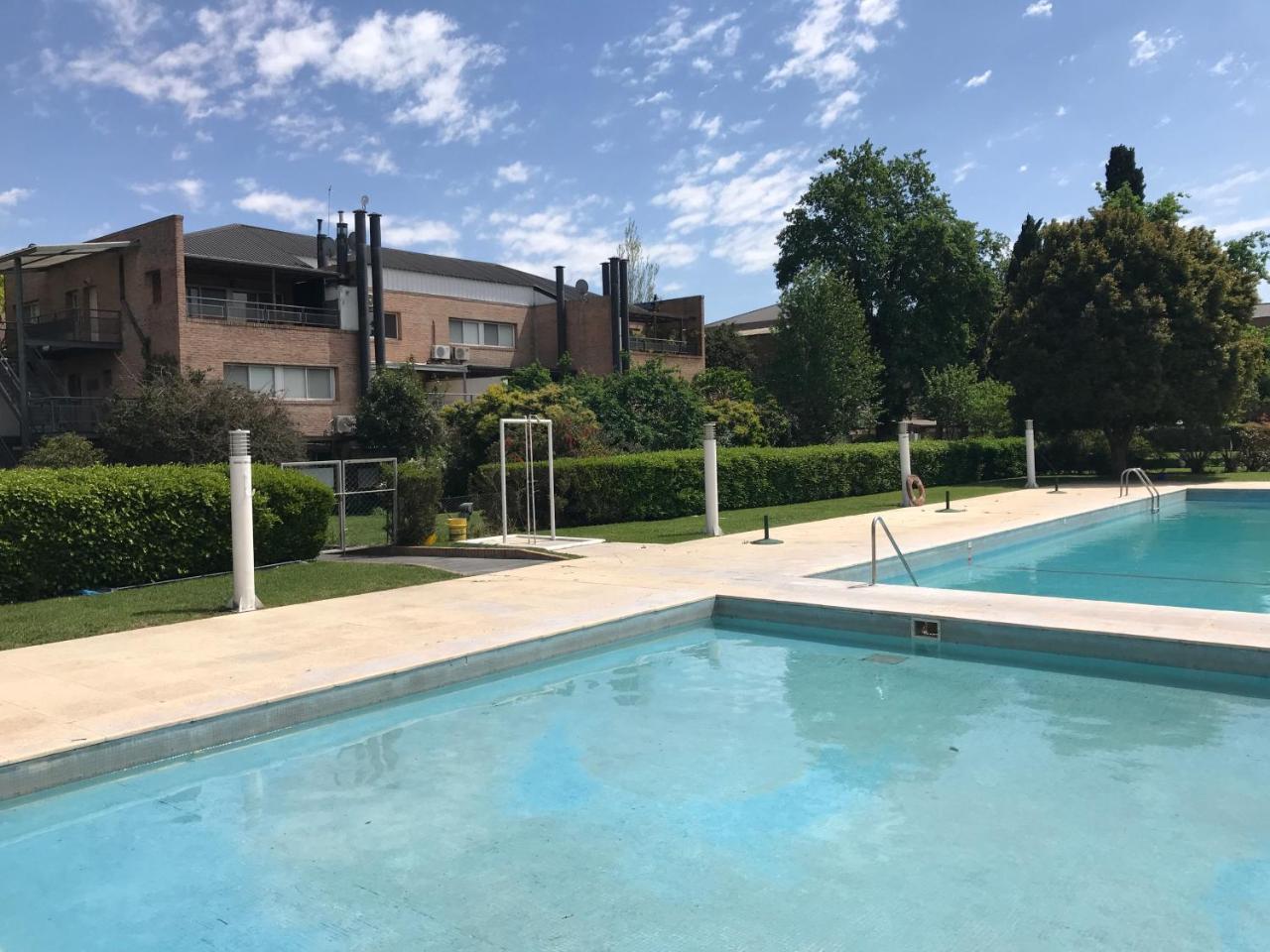 Apartamento En Country Pilar Piscina Parrilla Propia Hasta 4 Personas Kültér fotó